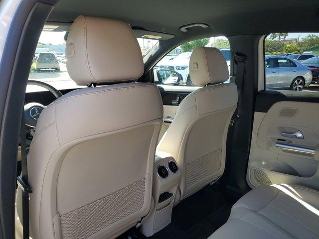 new 2025 Mercedes-Benz GLA 250 car, priced at $45,845