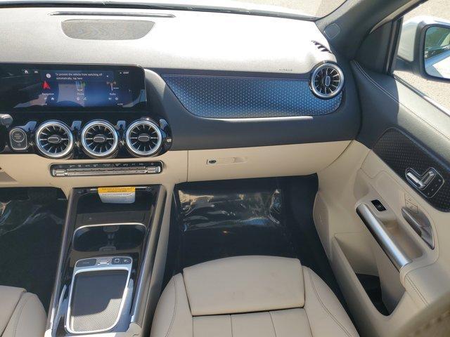 new 2025 Mercedes-Benz GLA 250 car, priced at $45,845