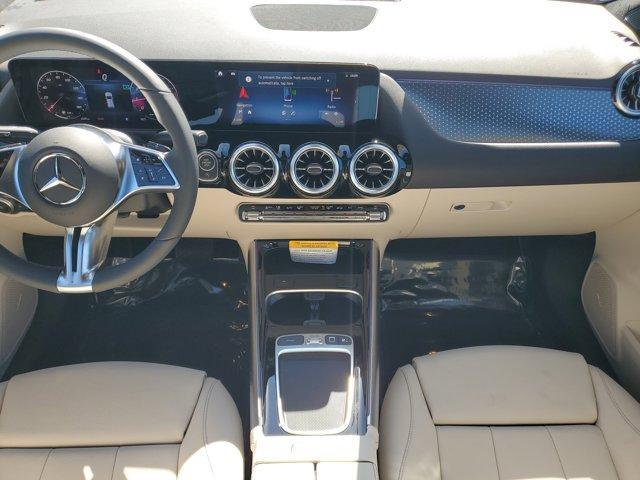 new 2025 Mercedes-Benz GLA 250 car, priced at $45,845