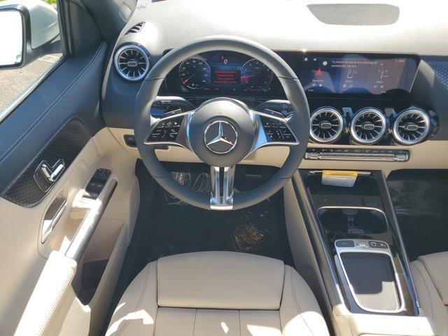 new 2025 Mercedes-Benz GLA 250 car, priced at $45,845