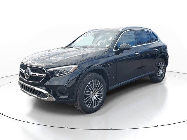 new 2025 Mercedes-Benz GLC 300 car, priced at $51,415