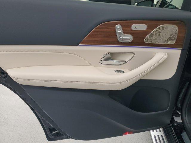 new 2026 Mercedes-Benz GLS 450 car, priced at $102,585