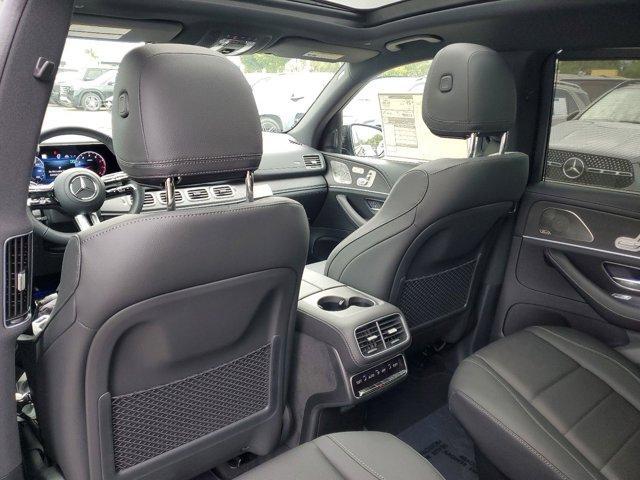 new 2025 Mercedes-Benz GLS 450 car, priced at $98,825