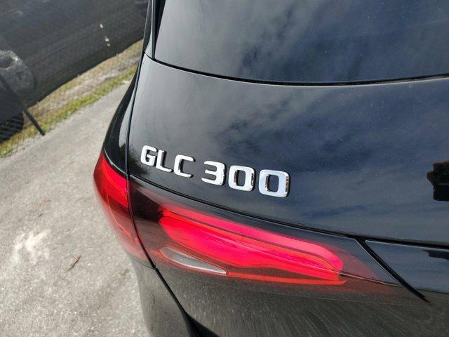 new 2025 Mercedes-Benz GLC 300 car, priced at $52,915