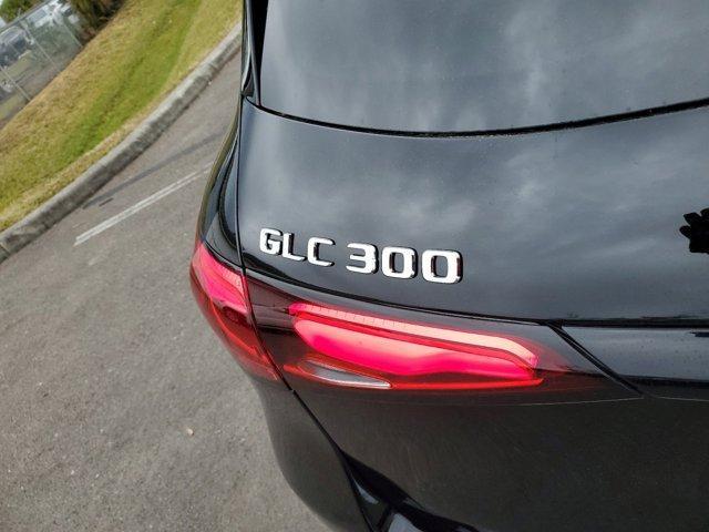 new 2025 Mercedes-Benz GLC 300 car, priced at $52,815