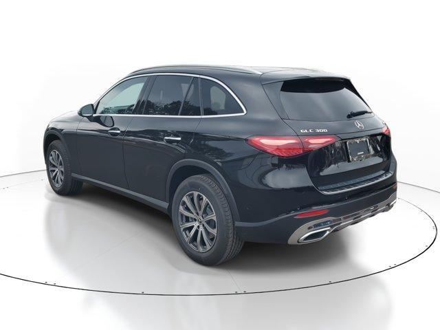 new 2025 Mercedes-Benz GLC 300 car, priced at $52,815