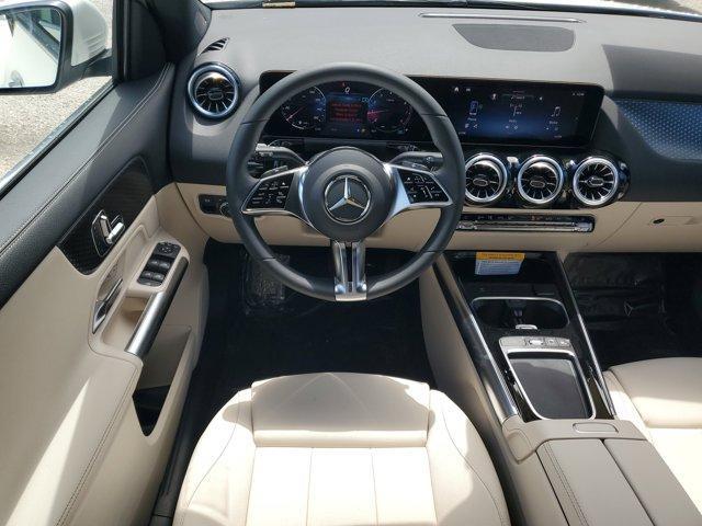 new 2025 Mercedes-Benz GLA 250 car, priced at $44,345