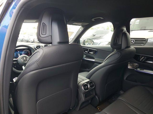new 2025 Mercedes-Benz GLC 300 car, priced at $59,555