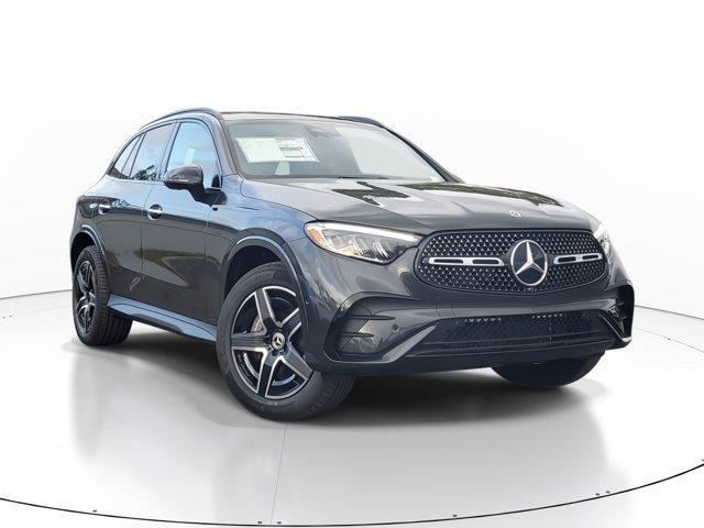 new 2025 Mercedes-Benz GLC 300 car, priced at $58,985