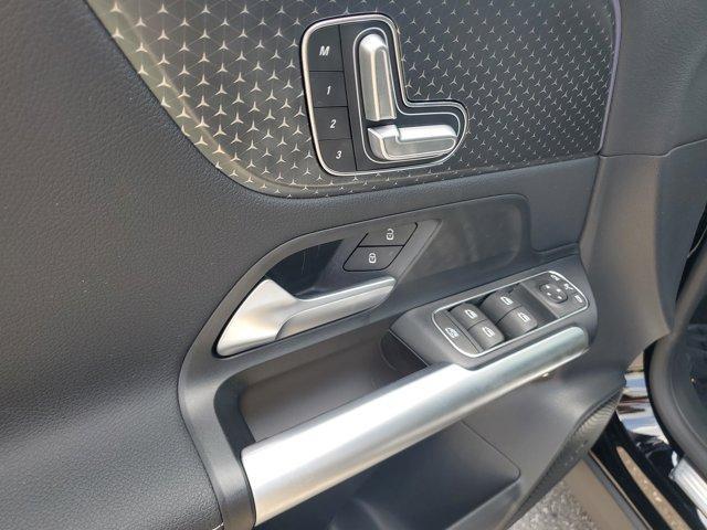 used 2025 Mercedes-Benz GLA 250 car, priced at $40,000
