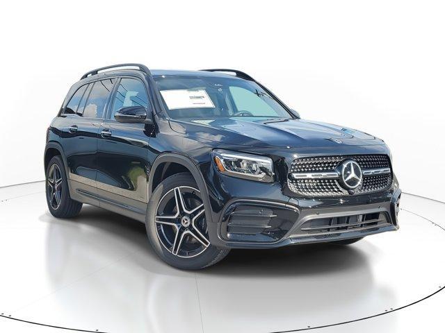 new 2025 Mercedes-Benz GLB 250 car, priced at $51,975