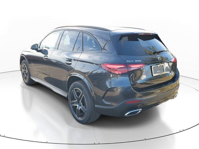 new 2025 Mercedes-Benz GLC 300 car, priced at $58,985