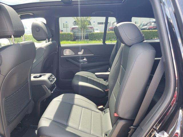 new 2025 Mercedes-Benz GLS 450 car, priced at $91,945