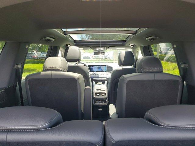 new 2025 Mercedes-Benz GLS 450 car, priced at $91,945