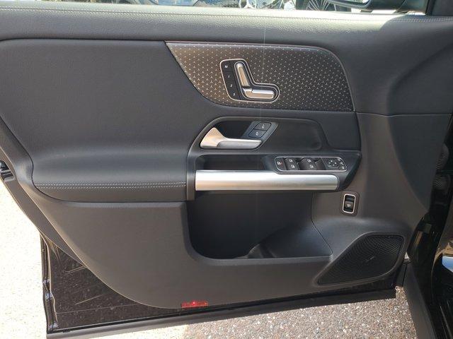 used 2025 Mercedes-Benz GLA 250 car, priced at $41,192