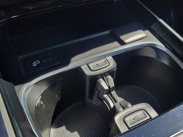 used 2022 Mercedes-Benz GLB 250 car, priced at $30,849