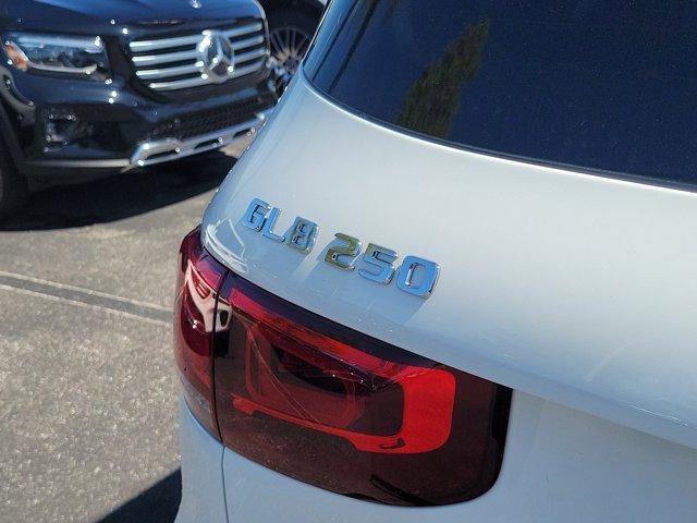 used 2022 Mercedes-Benz GLB 250 car, priced at $30,849