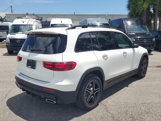 used 2025 Mercedes-Benz GLB 250 car, priced at $42,500