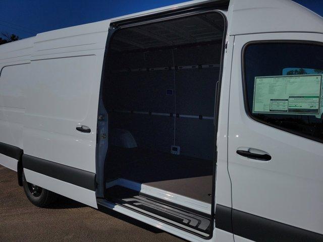 new 2026 Mercedes-Benz Sprinter 2500 car, priced at $63,529