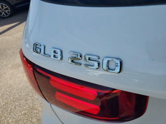 new 2025 Mercedes-Benz GLB 250 car, priced at $48,645