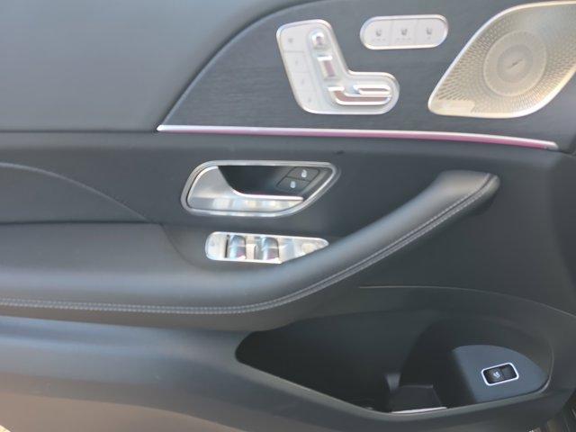 used 2025 Mercedes-Benz GLS 580 car, priced at $101,300