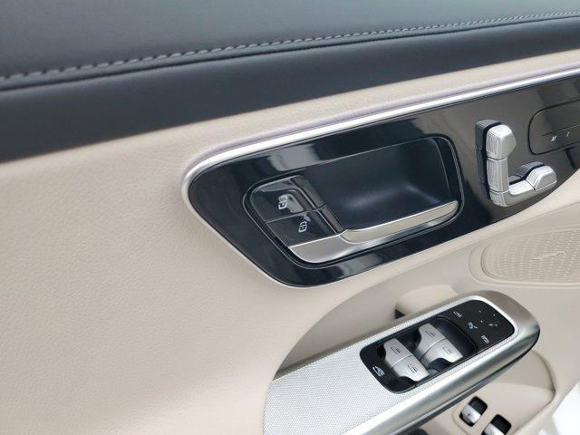 new 2025 Mercedes-Benz GLC 350e car, priced at $63,350