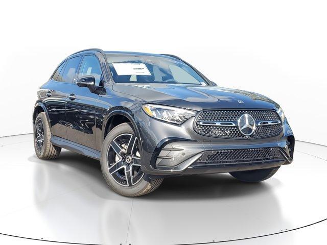 new 2025 Mercedes-Benz GLC 300 car, priced at $58,985