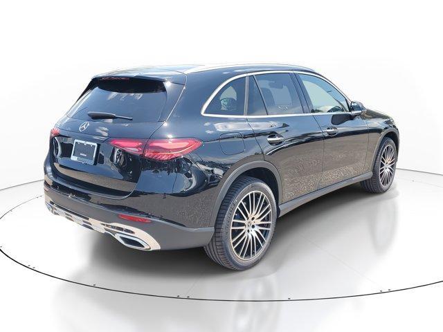 new 2025 Mercedes-Benz GLC 300 car, priced at $56,235