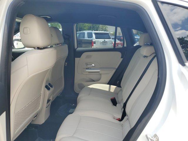 new 2025 Mercedes-Benz GLA 250 car, priced at $45,845