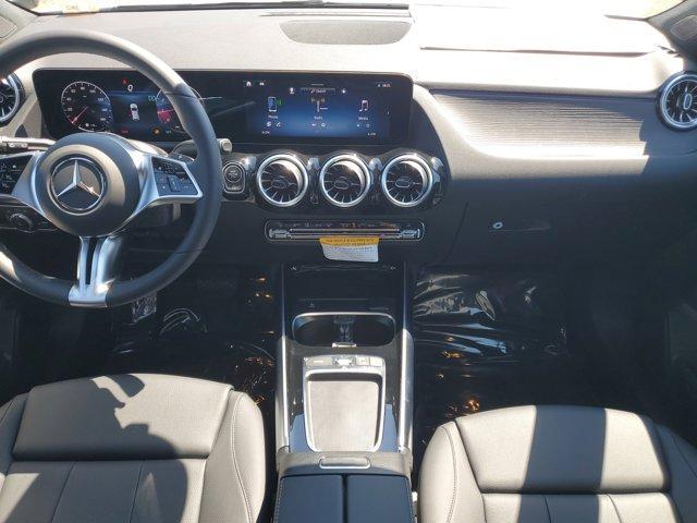 new 2025 Mercedes-Benz GLA 250 car, priced at $46,680