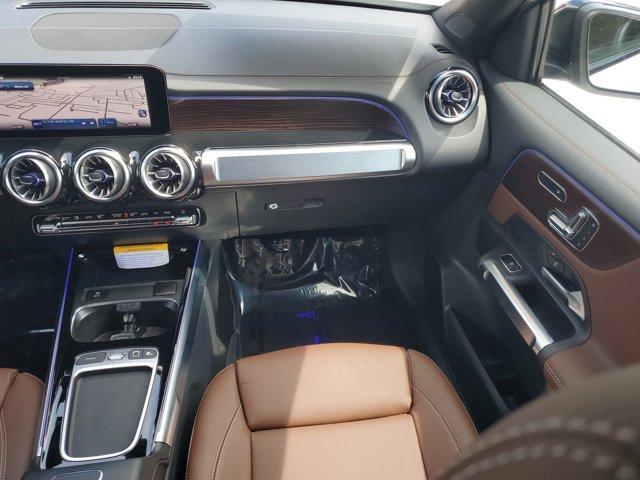 new 2025 Mercedes-Benz GLB 250 car, priced at $51,995