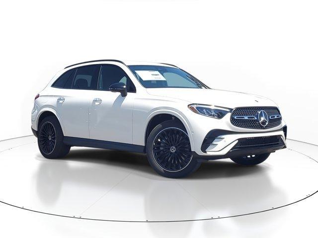 new 2025 Mercedes-Benz GLC 300 car, priced at $55,685