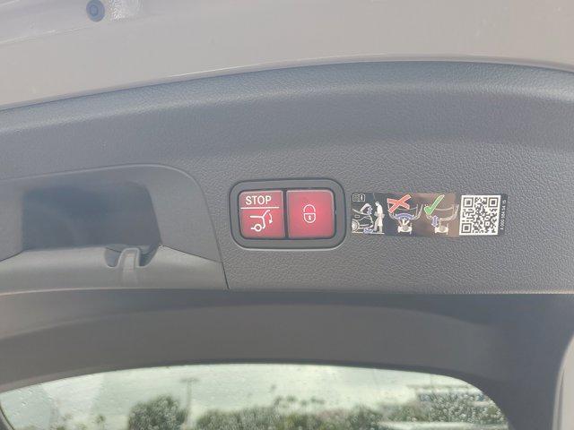 new 2026 Mercedes-Benz GLE 450 car, priced at $92,180