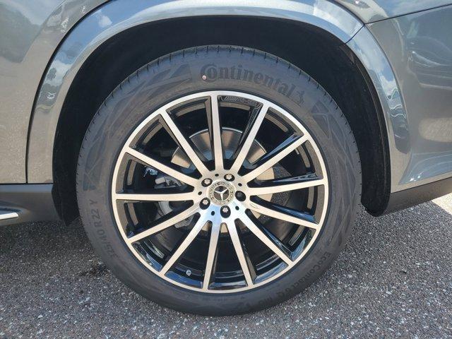 new 2025 Mercedes-Benz GLS 580 car, priced at $120,525