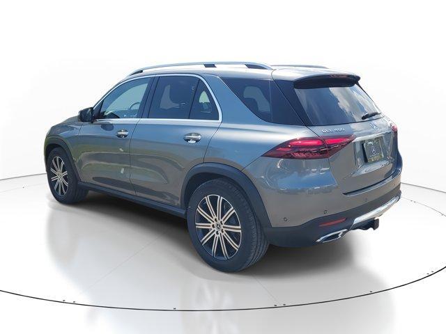 new 2025 Mercedes-Benz GLE 450 car, priced at $77,095