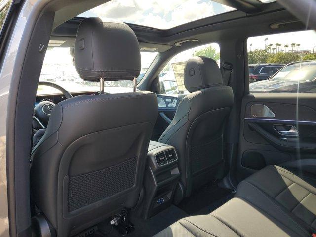 new 2025 Mercedes-Benz GLE 450 car, priced at $77,095