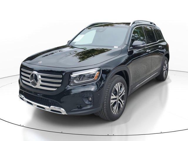 new 2025 Mercedes-Benz GLB 250 car, priced at $48,645