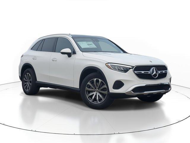 new 2025 Mercedes-Benz GLC 300 car, priced at $53,935