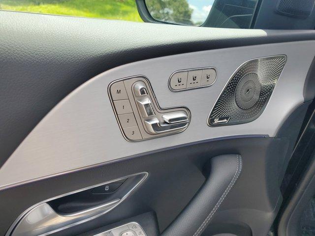 new 2025 Mercedes-Benz GLS 450 car, priced at $102,705