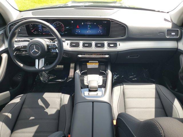 new 2025 Mercedes-Benz GLS 450 car, priced at $102,705