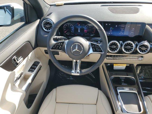 new 2025 Mercedes-Benz GLA 250 car, priced at $44,345