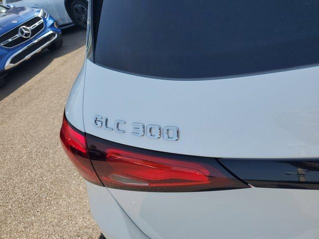new 2025 Mercedes-Benz GLC 300 car, priced at $56,075