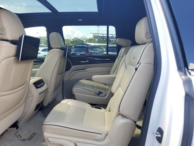 used 2023 Cadillac Escalade ESV car, priced at $71,991