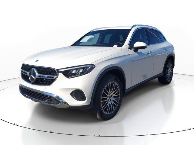 new 2025 Mercedes-Benz GLC 300 car, priced at $51,385