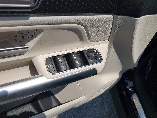 new 2025 Mercedes-Benz GLA 250 car, priced at $45,650