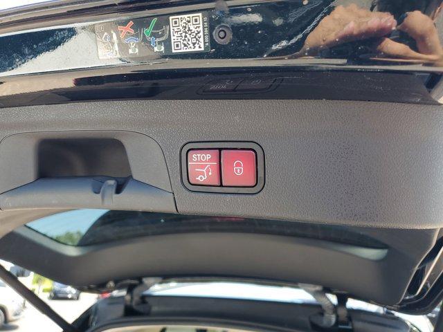 used 2022 Mercedes-Benz GLE 450 car, priced at $50,911