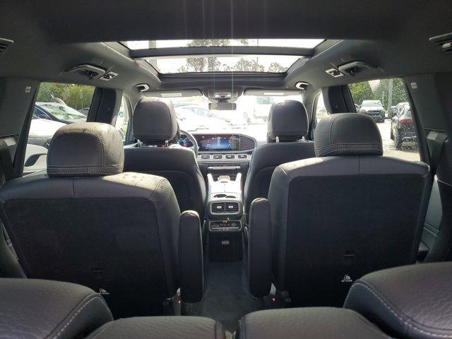 new 2025 Mercedes-Benz GLS 580 car, priced at $122,300