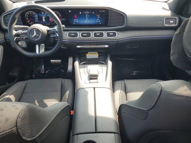 new 2025 Mercedes-Benz GLS 580 car, priced at $122,300
