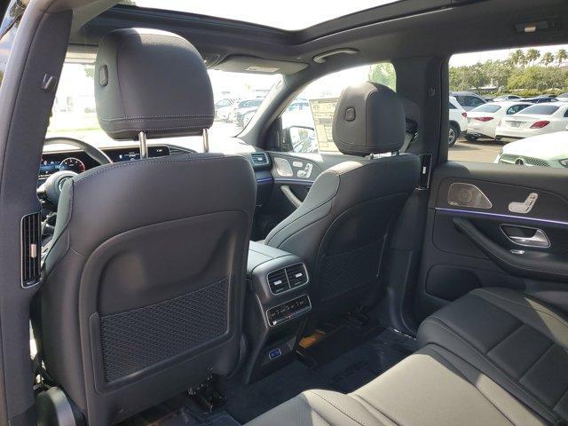 new 2025 Mercedes-Benz GLS 450 car, priced at $97,415