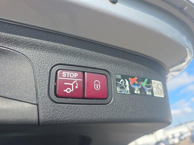 used 2025 Mercedes-Benz GLE 580 car, priced at $88,344